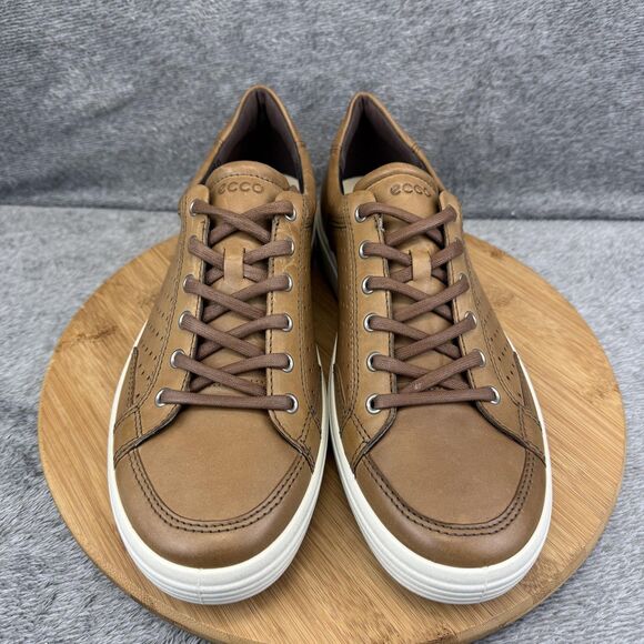 Athletic_Shoes